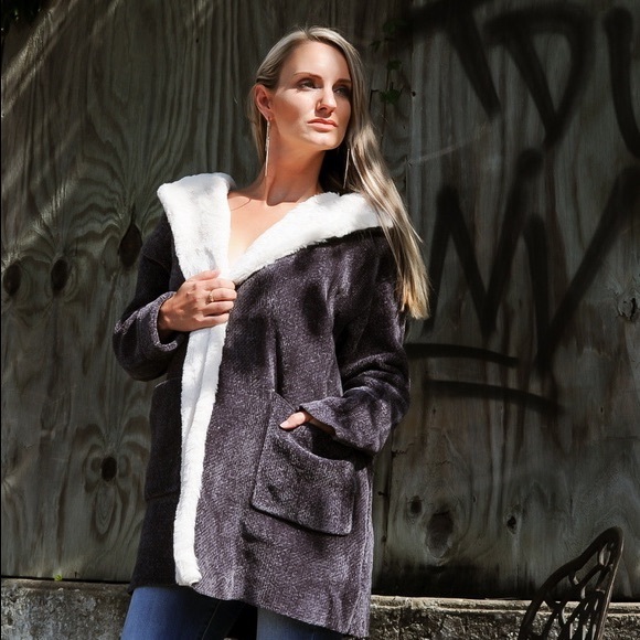 Chenille Vegan Fur Coat - Picture 4 of 6